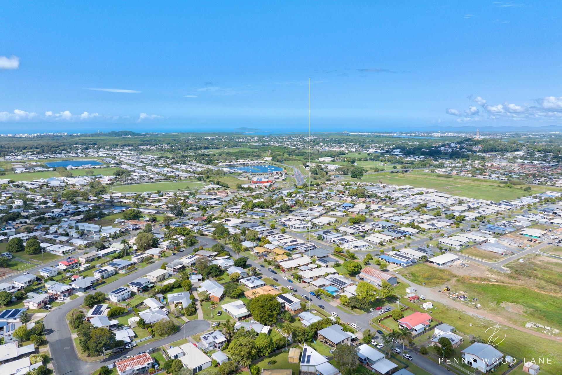 16 Holmes Drive, Beaconsfield - Image 1